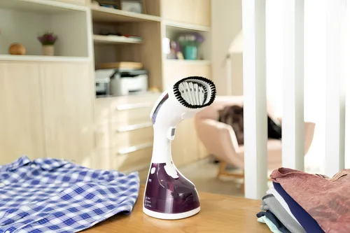 Vaporizador De Prendas Atma Gs2200pi Plancha Vertical Color Blanco