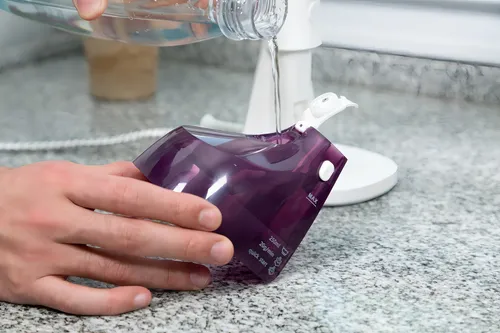 Vaporizador De Prendas Atma Gs2200pi Plancha Vertical Color Blanco