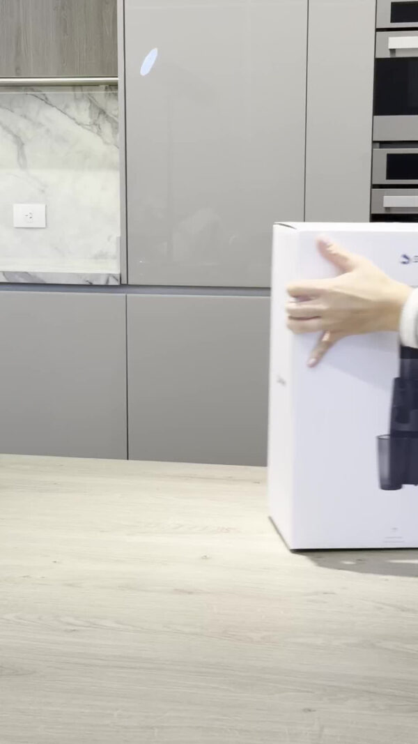 Juguera Eléctrica Suono Extracción Lenta Vertical Gris