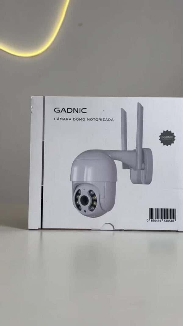Cámara de Seguridad Wifi IP Gadnic DM200W FHD Motorizada 1080P Audio Bidireccional Conexión Inalámbrica